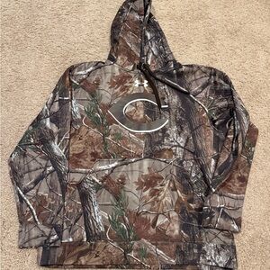 Under armour Camouflage Hoodie with cinci Logo .